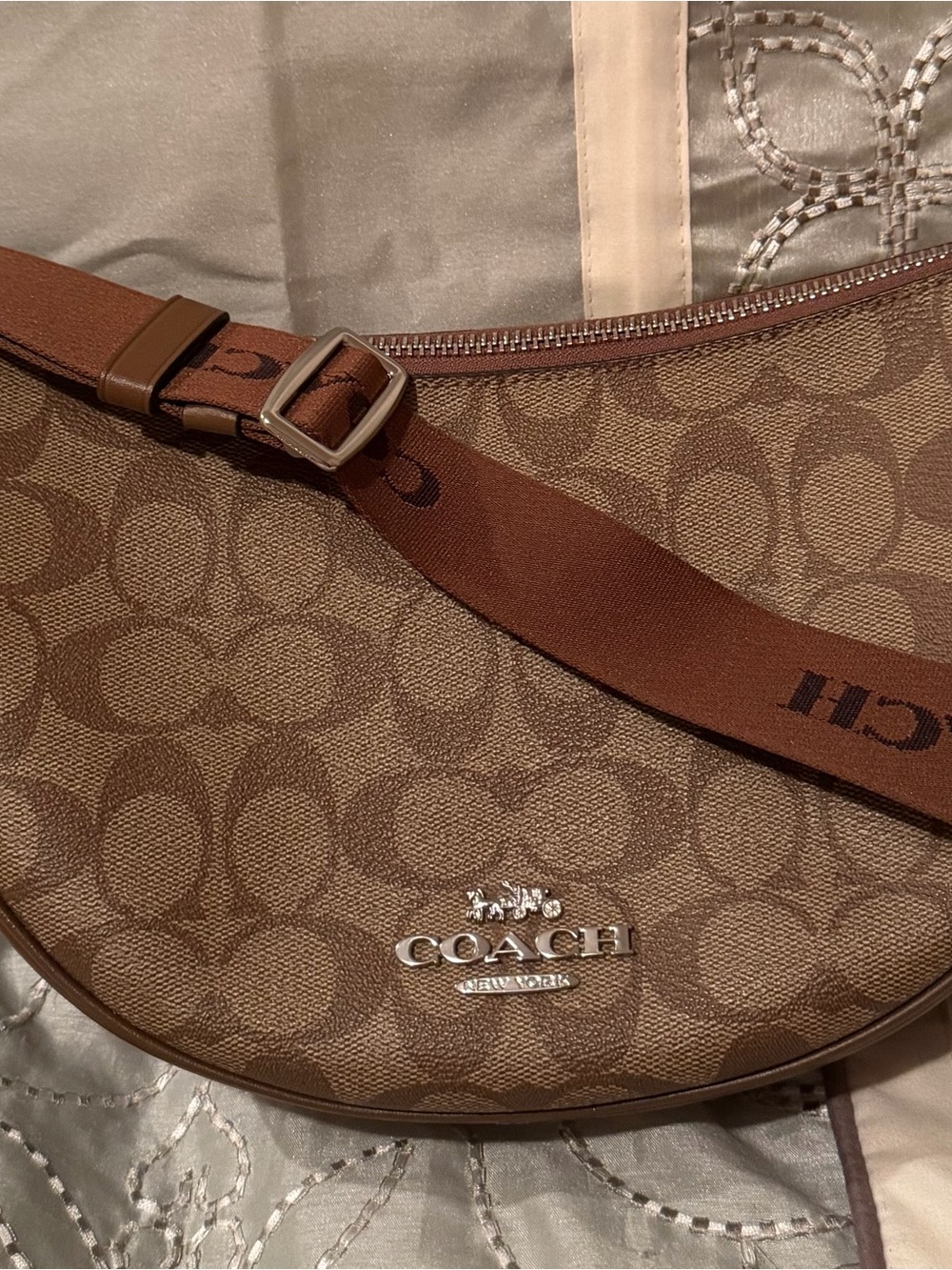 Coach Pace Brown Signature Canvas Crescent Crossbody EUC